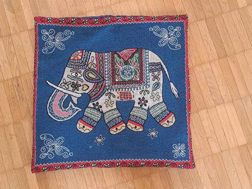 Kissenanzug aus Thailand (neu)