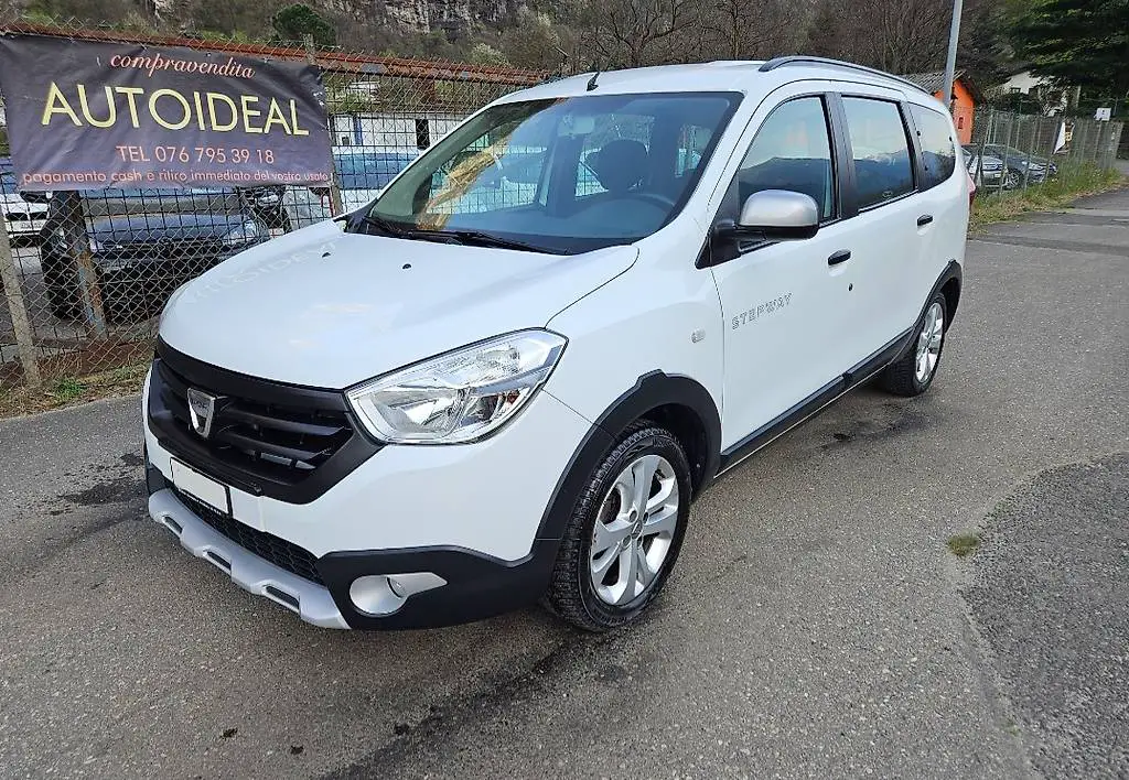 dacia lodgy 7 posti collaudata garanzia 12m