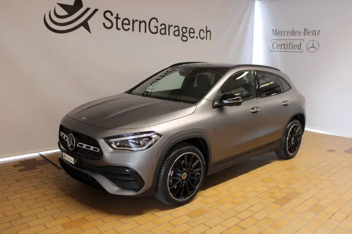 mercedes-benz gla 250 e amg line