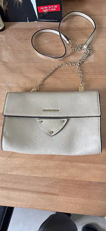 Coccinelle Leder clutch Tasche Neue