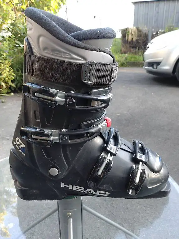 Skischuhe Head