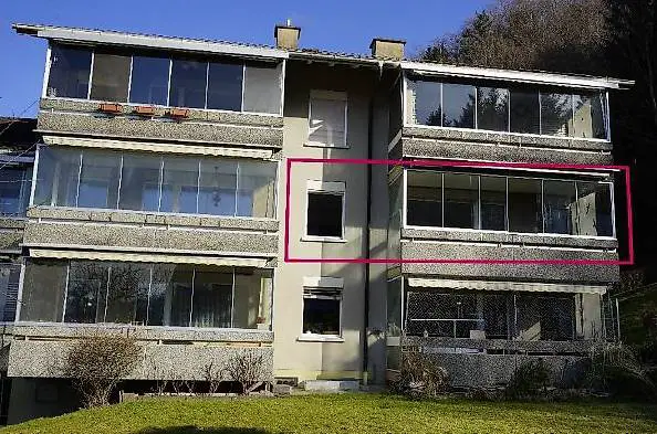 4.5-Zimmerwohnung mit Estrich, Keller und Einstellhalle in T