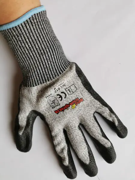 10 x NEUE Schnittschutzhandschuhe Gr. 9, Doppelbeschichtung