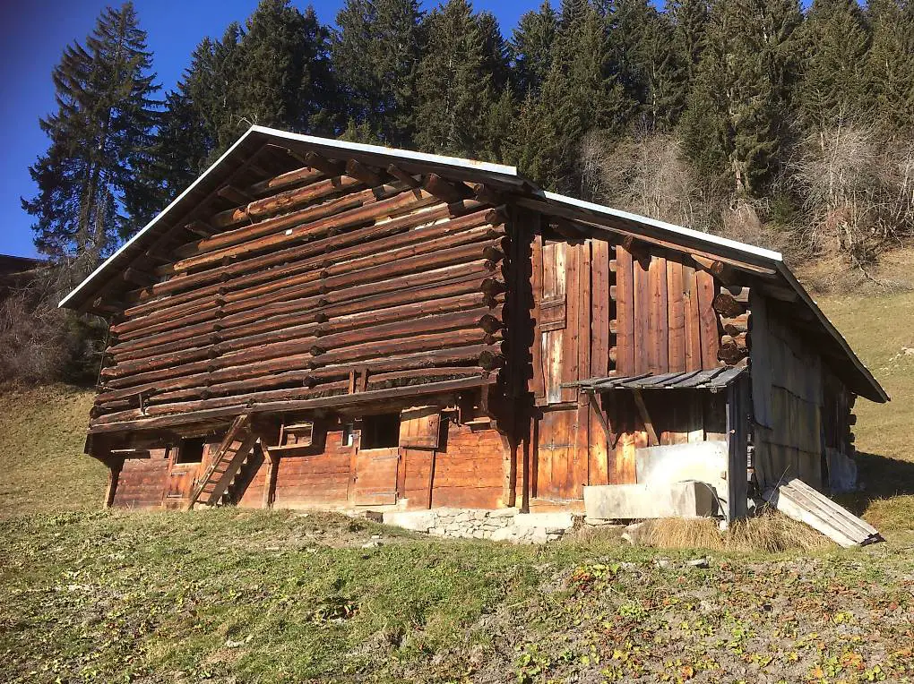 Maiensäss in Breil/Brigels zu verkaufen