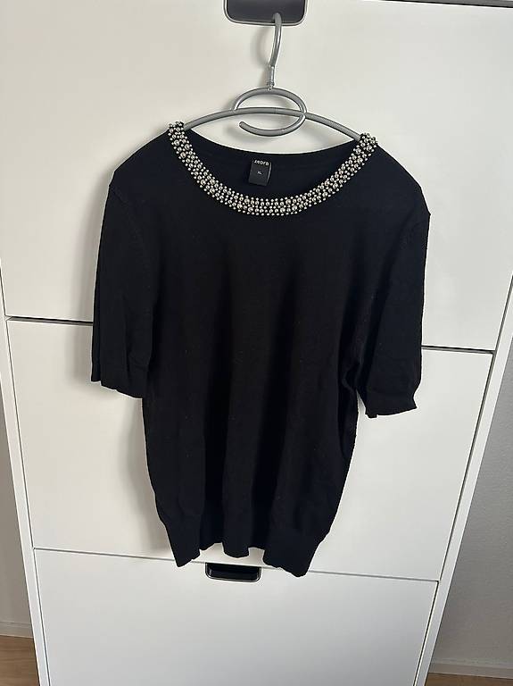 Schwarzer Zebra Pulli mit Perlen Gr. XL Top Zustand