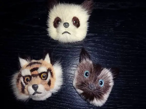 Herzige Brosche aus Fell