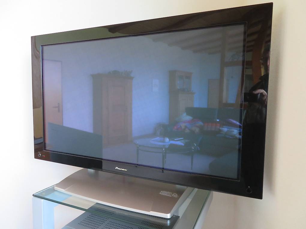 TV Fernseher Bildschirm PIONEER Plasma 43 Zoll abzugeben