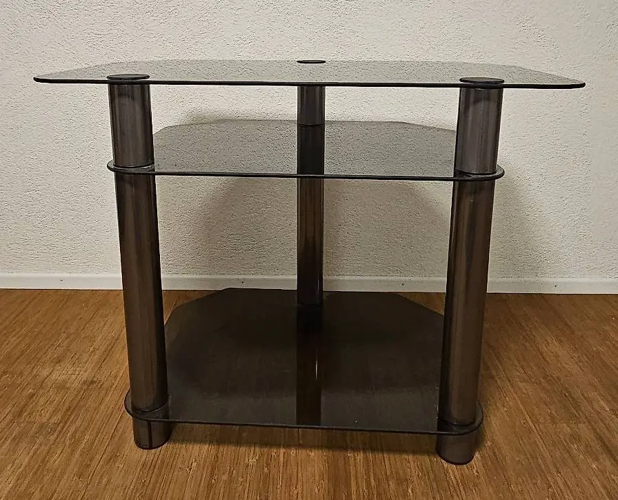 GRATIS- TV Möbel aus Glas zu verschenken
