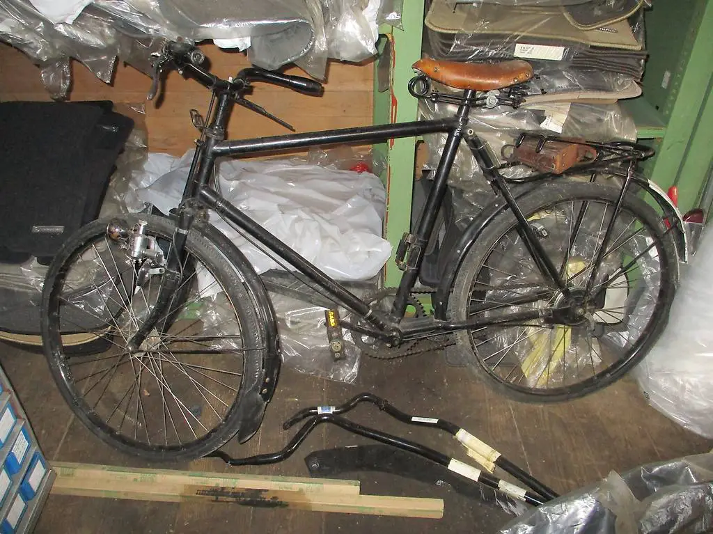 Militär-Velo Schweizer Armee-Velo 05 Fahrrad Ordonnanz TOP