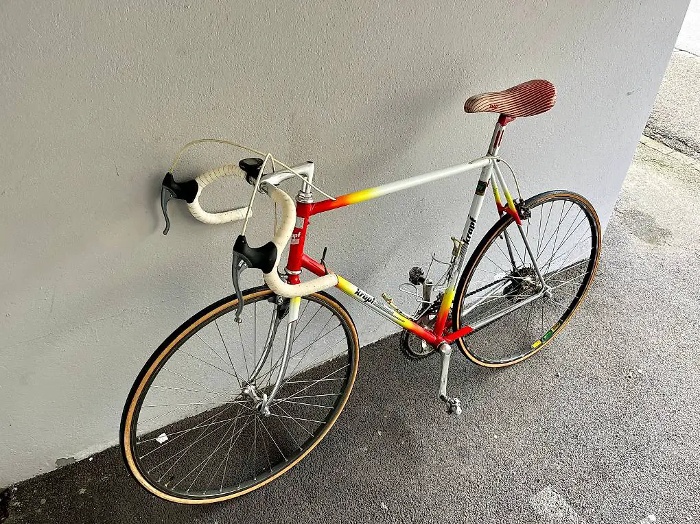 Rennrad Kraft Shimano 600 Komplettgruppe Bahnversand 20.-