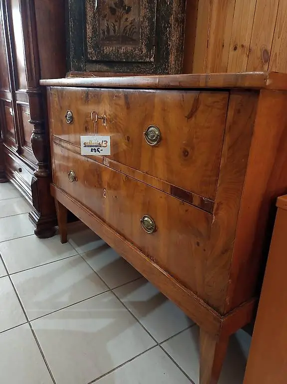 Dekorative Kommode Biedermeier
