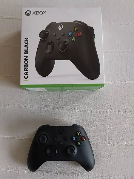 Microsoft Xbox Wireless Controller - Carbon Black
