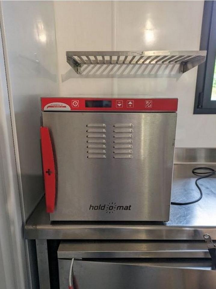 Niedertemperatur-Backofen Holdomat 411