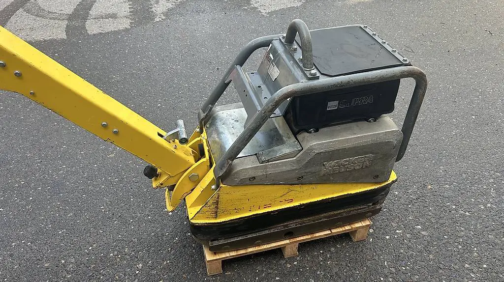 Wacker Rüttelplatte 400kg