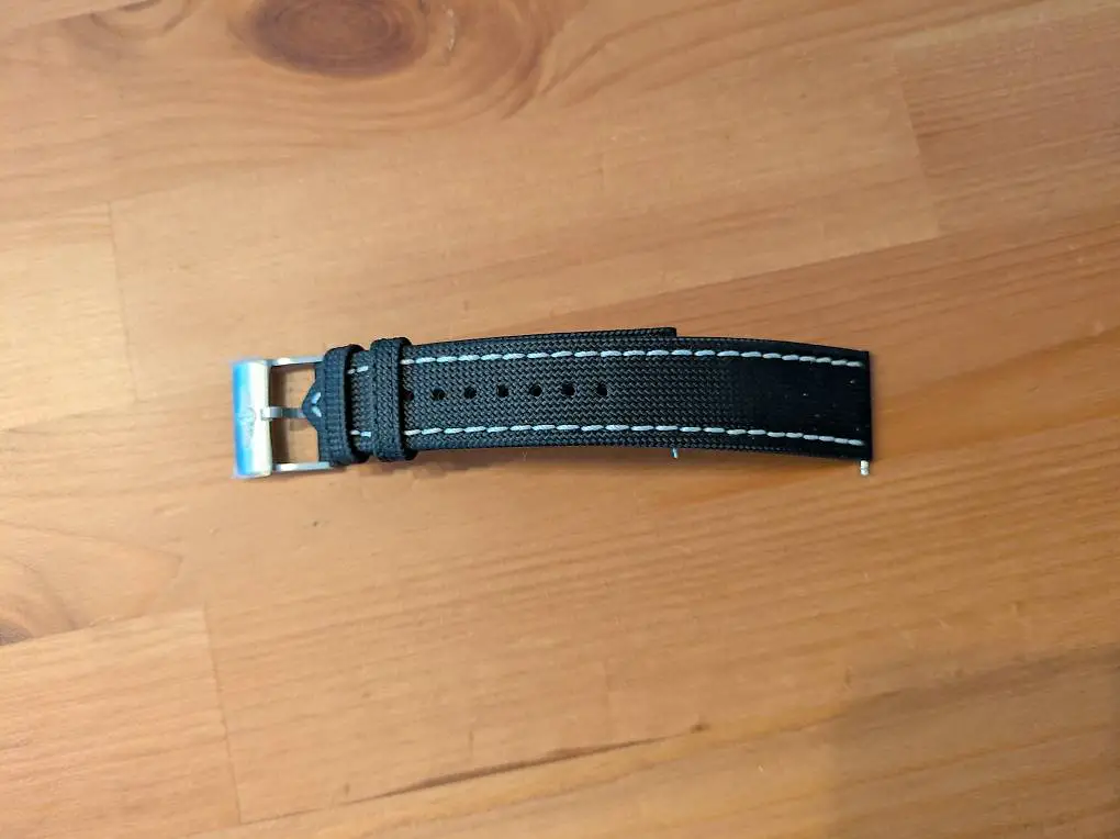 breitling avenger a133171a1b1x1 swiss air force