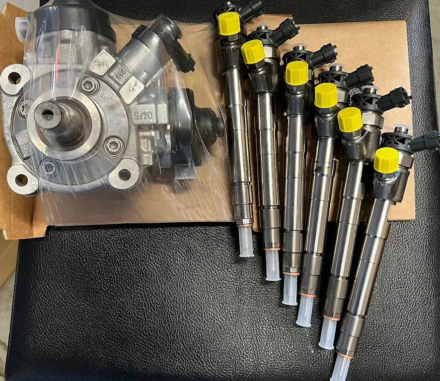 Hochdruckpumpe 0445010637 Jeep Grand Ch. 3,0 CRD