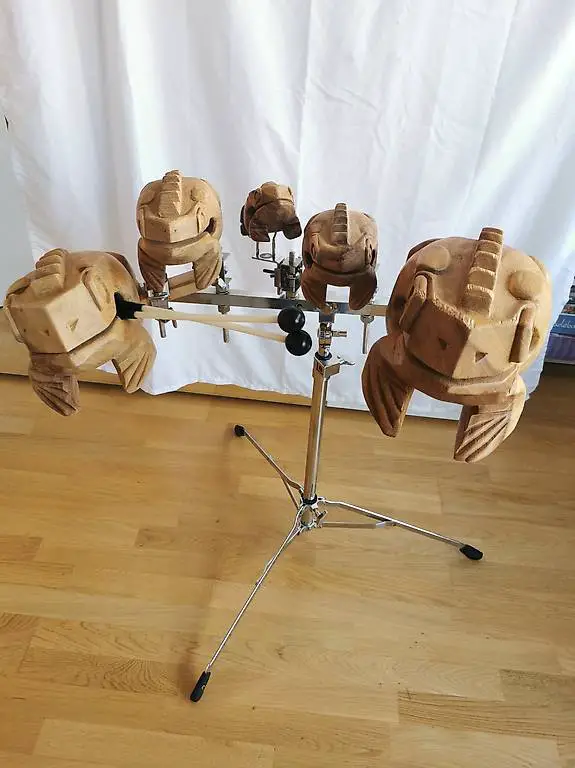 Schlagzeug mit Klangfröschen