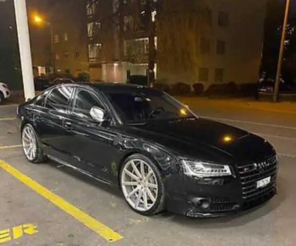 AUDI S8 4.0 V8 TFSI quattro T-Tronic