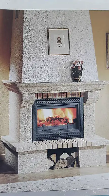 Neues Stil-Cheminee aus CASTILLON Naturstein Selbstaufbau