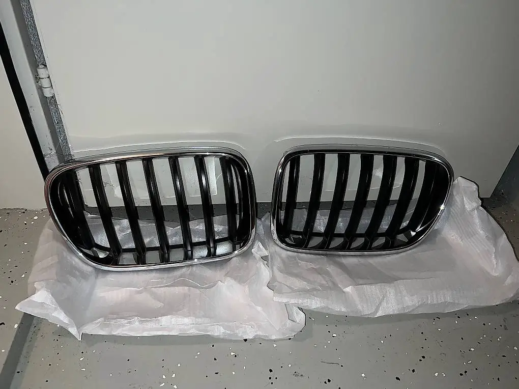 BMW X3 F25 Grill Frontgrill Nieren schwarz/Silber ORIGINAL