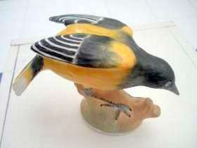  Oiseau Oriol en porcelaine anglaise