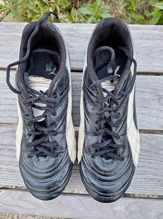 Fussballschuhe Gr. 40,5