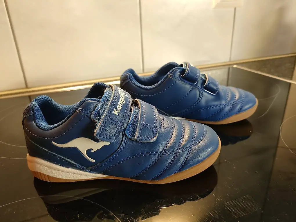 Hallenturnschuhe gr.26 zu verkaufen