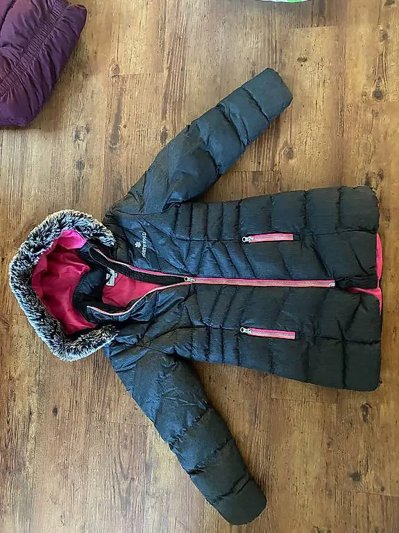 Schöner Steppmantel von North Wood, 12-13 Jahre