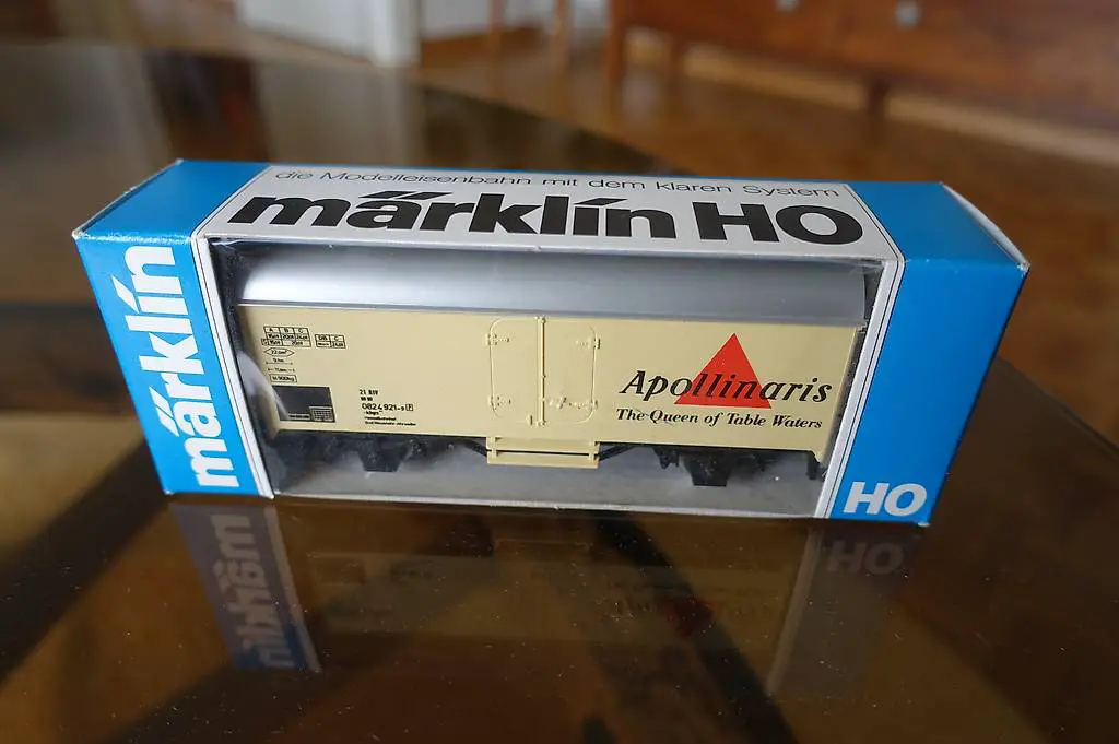Märklin 4426 Kühlwagen Apollinaris in OVP