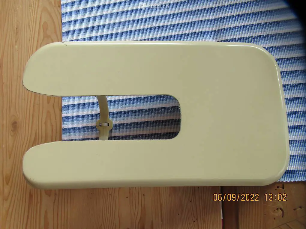 Anschiebetisch zur Bernina Nähmaschine 730, 731, 732