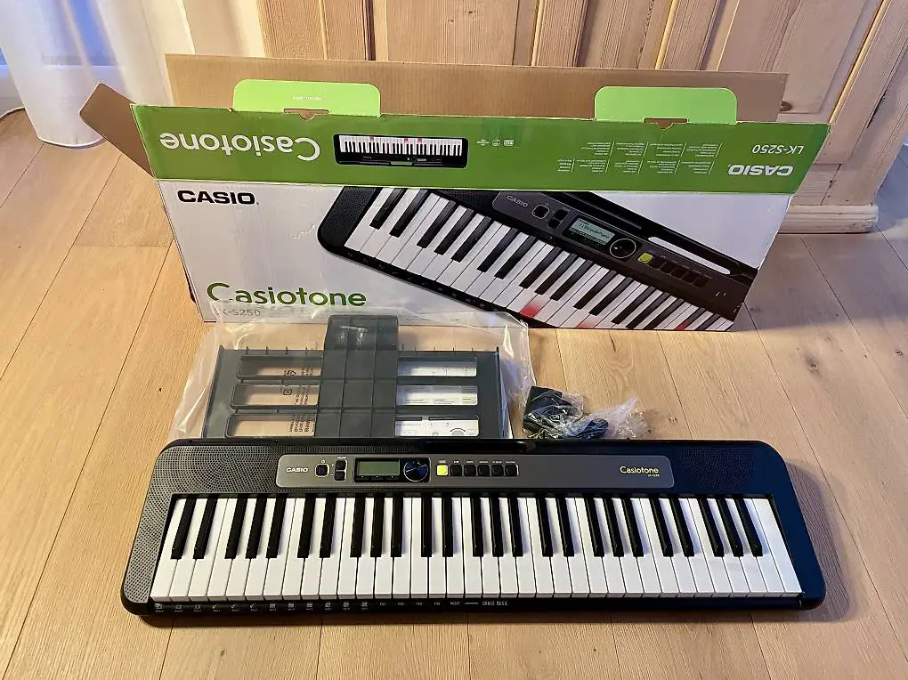 Keyboard Casio LK-S250 (neu, in OVP) , Preis inkl. Porto