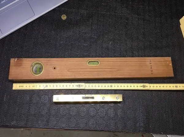 Livelli da muratore vecchi Zenith