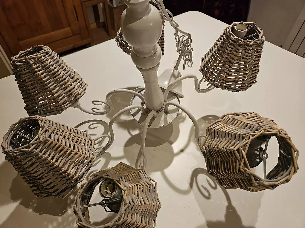 Hängelampe / Leuchter