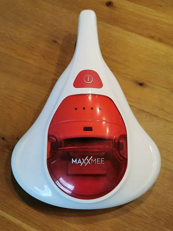 Gebrauchter MAXXMEE Milbensauger mit UV-Licht