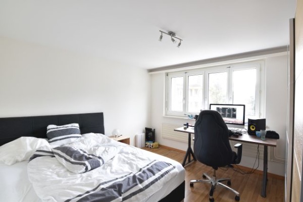 Bequemes 14m² WG-Zimmer in unmittelbarer Nähe zu Universität