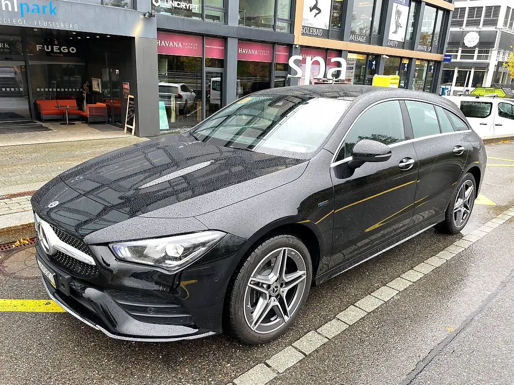 Mercedes-Benz CLA Shooting Brake 250 e 8G-DCT AMG Line