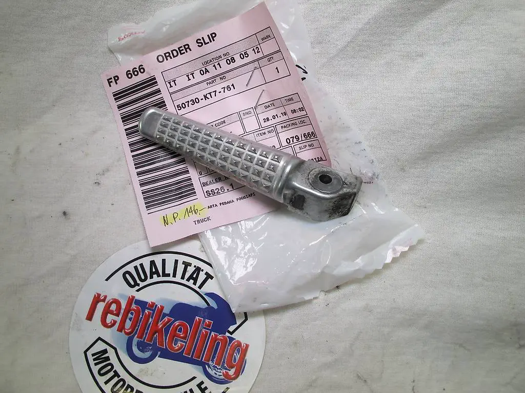 Honda CRF1000 Fussraster links 50730-KT7-761 NP 150.-