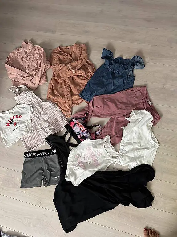 Kleiderset Mädchen, Grösse 152