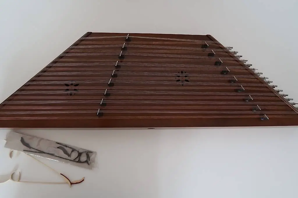 Hackbrett, neu, nie gebraucht. Preis ist verhandelbar