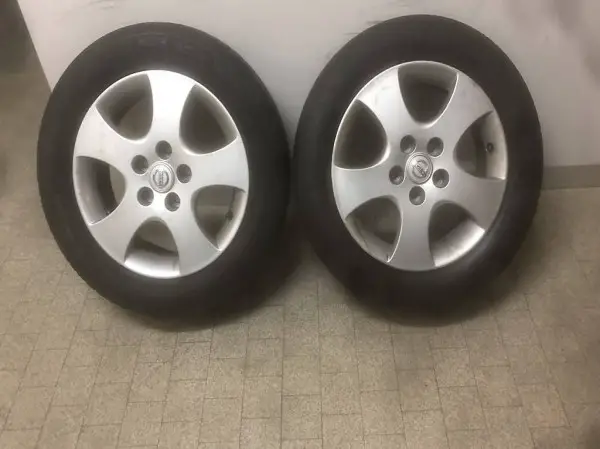  2x Nissan Felgen inkl. Reifen - 205/60 R16 H - Sommer