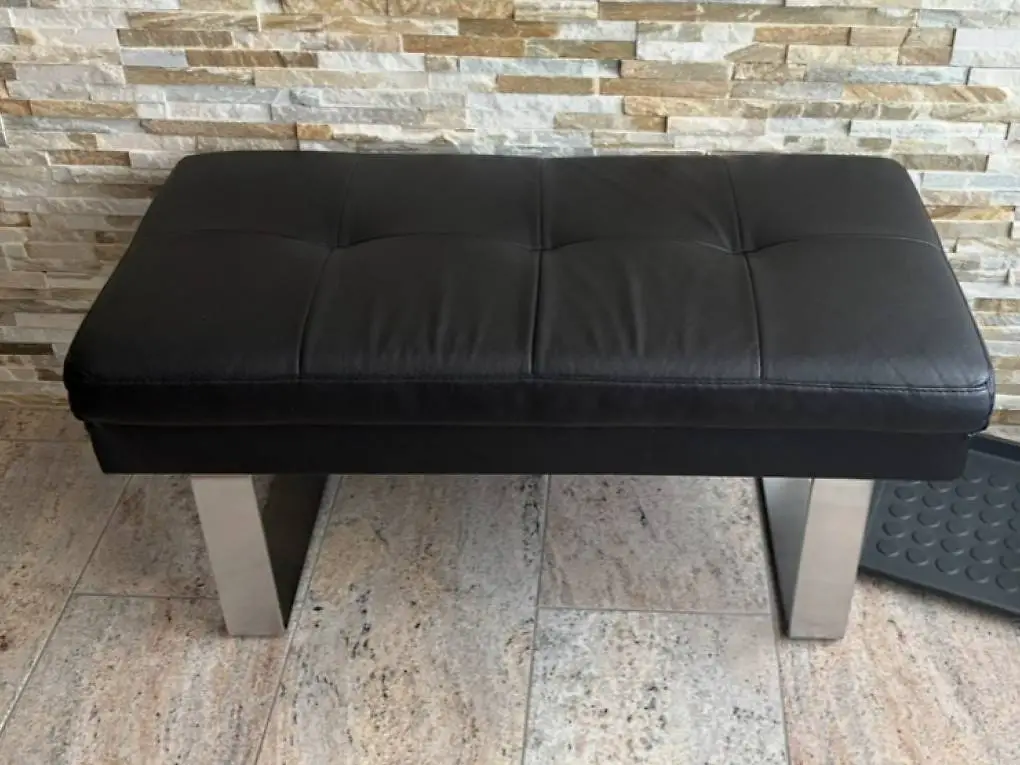 Sitzbank schwarz