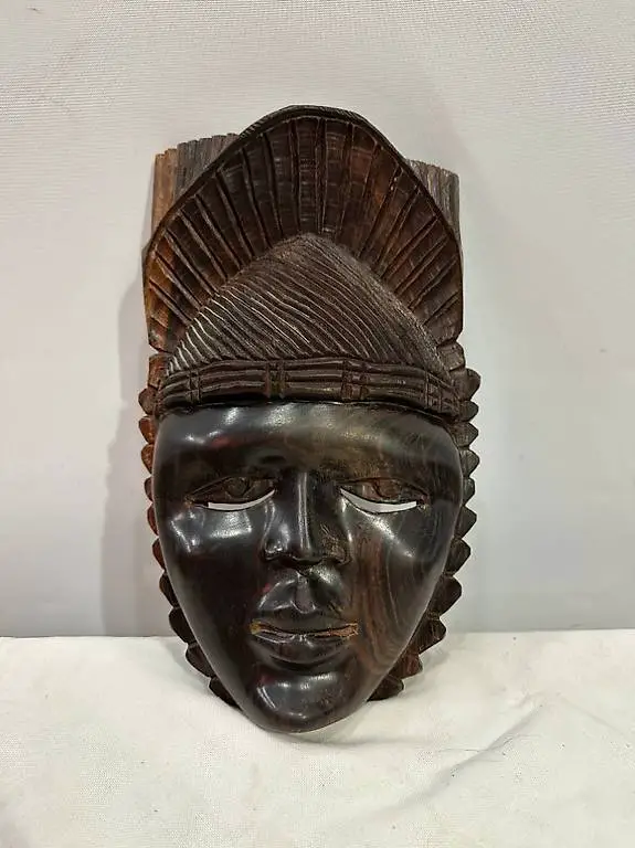 Afrikanische Holzmaske Handgeschnitzt aus Ebenholz höhe 33cm