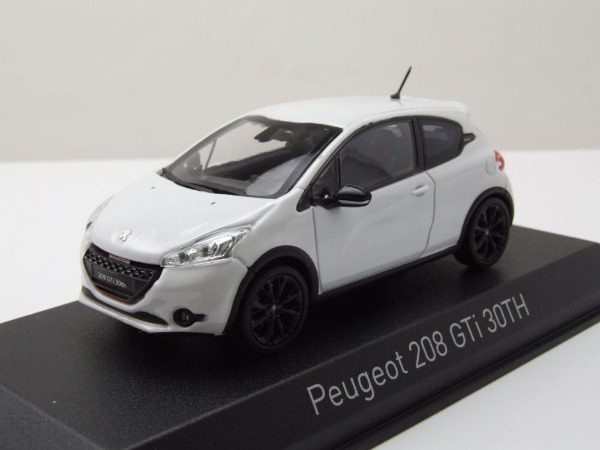NEU: Peugeot 208 I GTi 30th 2014 weiss met. 1:43 von NOREV