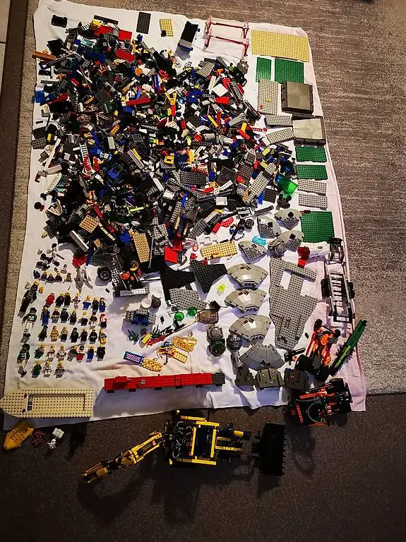 (L91) 8 kg Lego Bausteine, 34 Figuren, star wars, Bagger