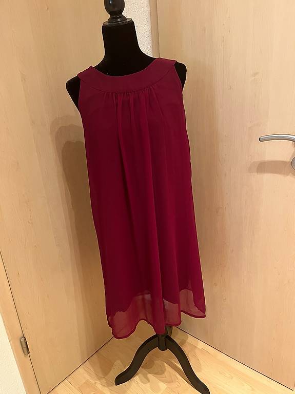 Elegantes Sommer-Hängekleid Gr. 40