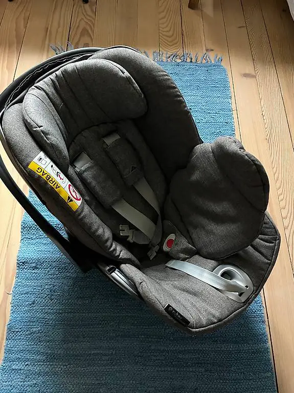 Cybex Platinum Cloud Q, Isofix Base Q-fix