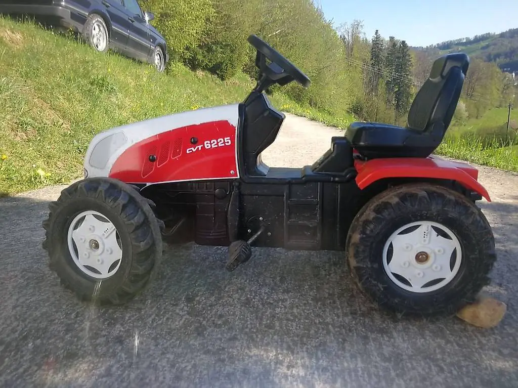 Trettraktor Steyr CVT6225