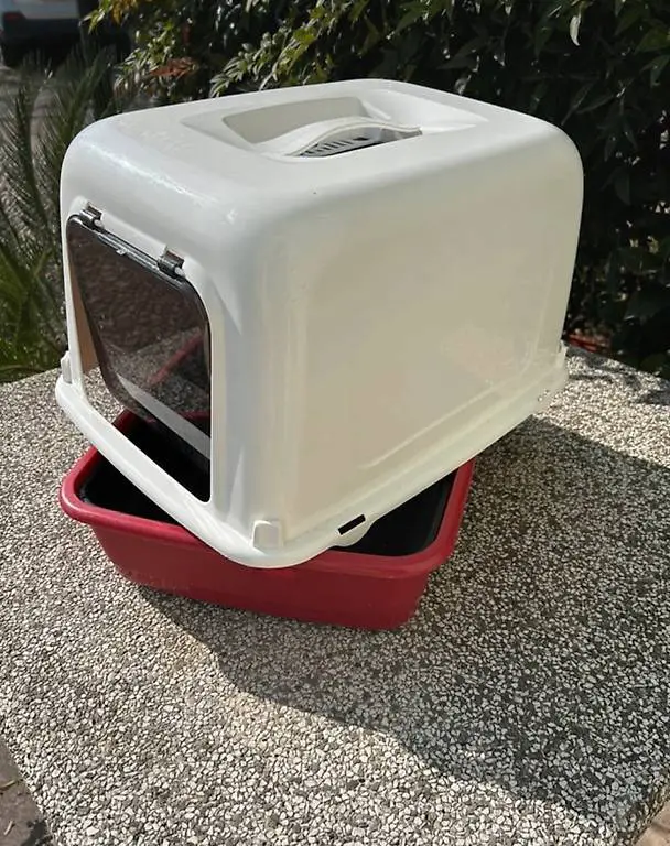Lettiera gatto con coperchio