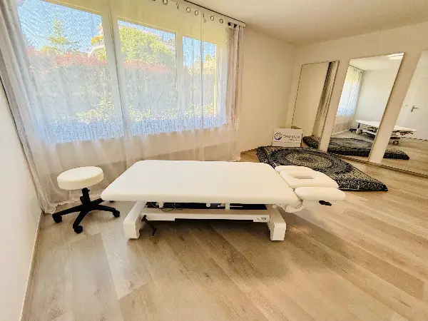 Lomi Lomi Massage in Wallisellen bei Zürich – mit Spa-Dusche