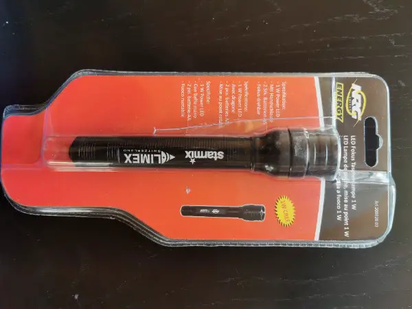 NEUE LED-Fokus-Taschenlampe 1 W, schwarz, Aluminiumgehäuse